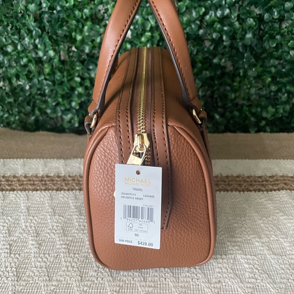 Michael Kors Brown Pebbled Satchel Crossbody NWT - Picture 3 of 7